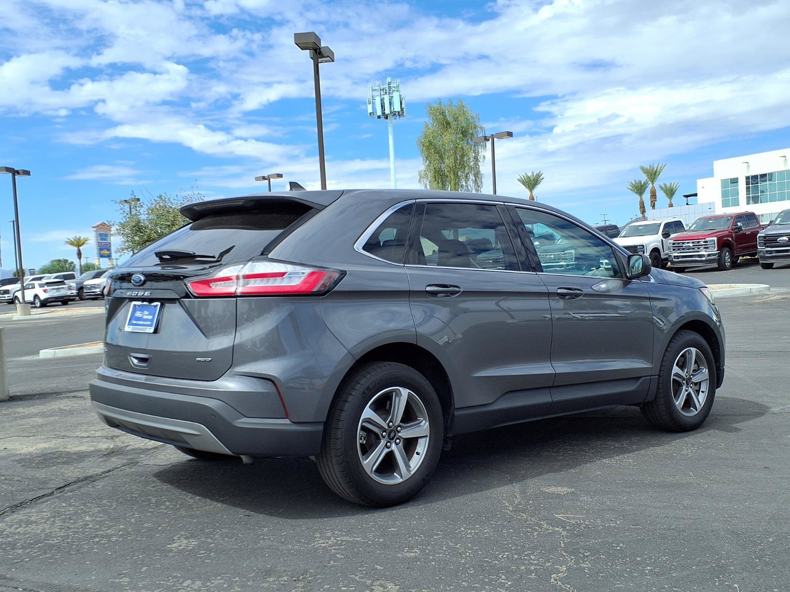 Certified 2023 Ford Edge SEL w/ Convenience Package AWD/4WD image 6