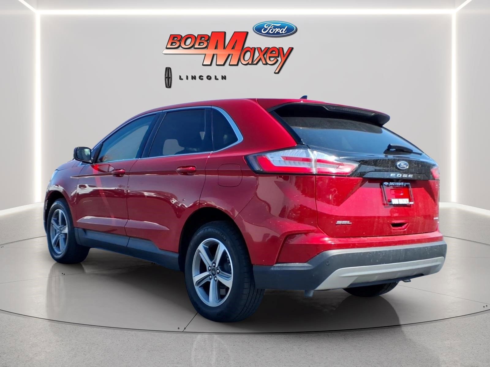 Certified 2023 Ford Edge SEL w/ Convenience Package AWD/4WD image 8