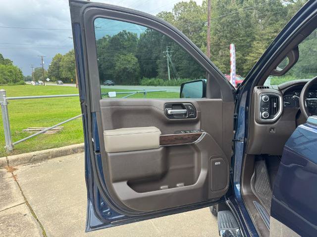 Used 2020 GMC Sierra 1500 SLT RWD image 8