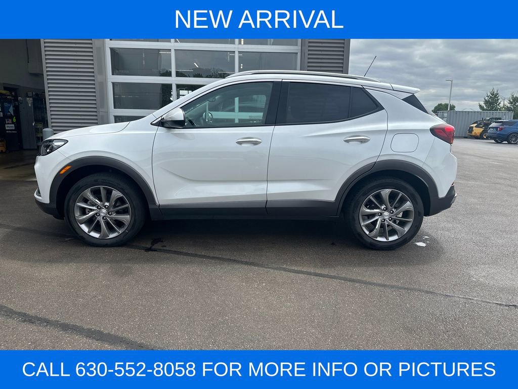 Used 2023 Buick Encore GX Essence w/ Experience Buick Package AWD/4WD image 2