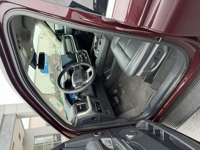 Certified 2024 Ford Expedition XLT image 13