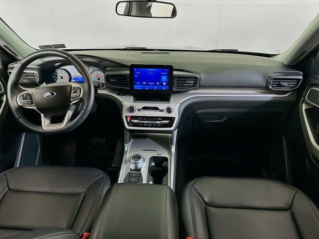 Certified 2023 Ford Explorer XLT w/ Equipment Group 202A image 14