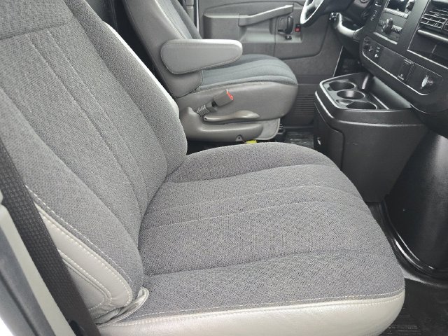 Used 2025 GMC Savana 2500 w/ Driver Convenience Package RWD image 18