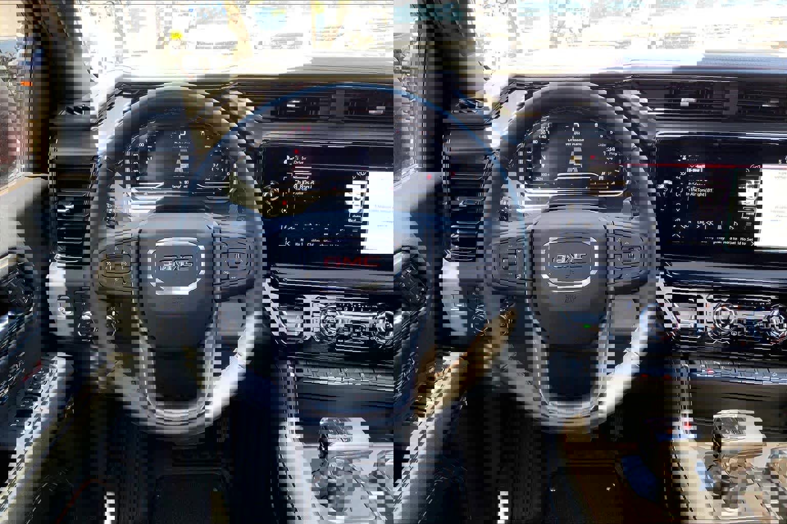 Used 2024 GMC Sierra 1500 AT4 w/ Technology Package image 8