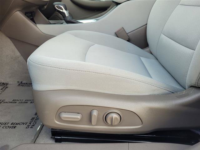 Used 2023 Chevrolet Malibu LT FWD image 22