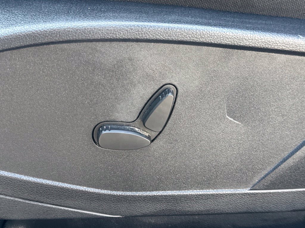 Certified 2022 Ford Transit Connect XLT FWD image 23