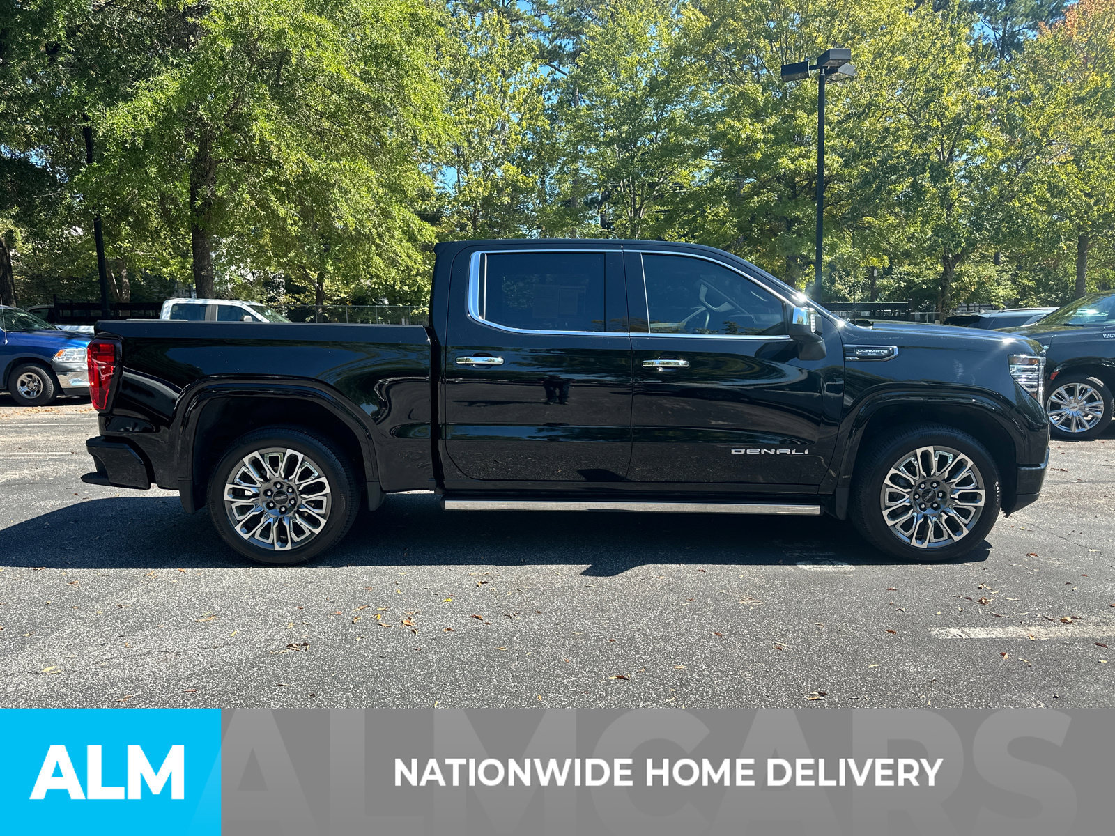 Used 2026 GMC Sierra 1500 Denali Ultimate AWD/4WD image 4