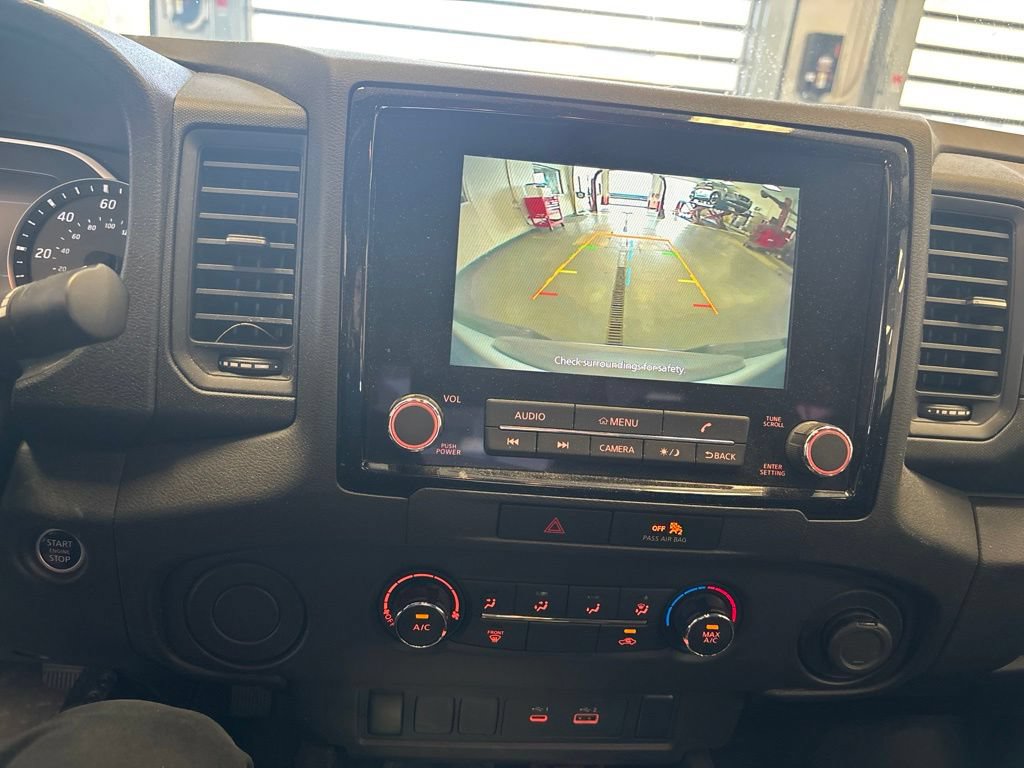 Used 2023 Nissan Frontier S RWD image 5