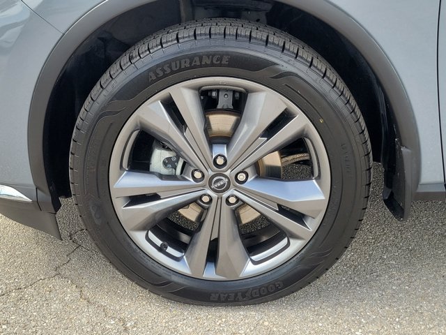 Used 2023 Nissan Murano Platinum w/ Cargo Package FWD image 4