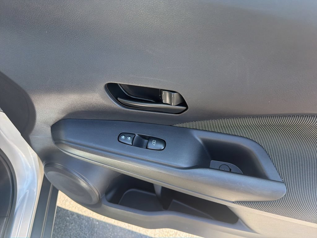 Used 2020 Nissan Kicks S FWD image 37