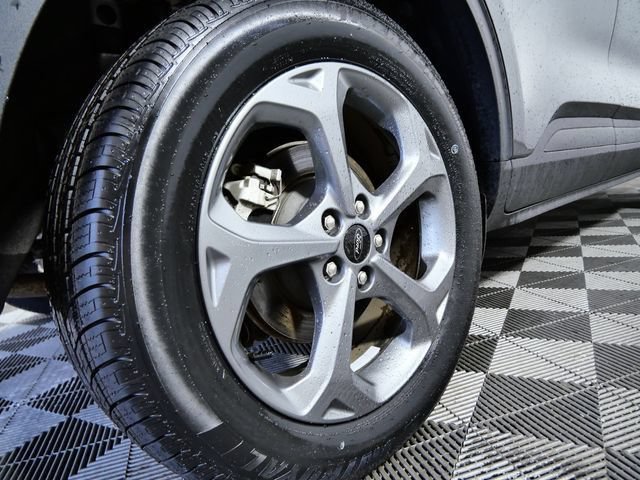 Certified 2025 Ford Escape ST-Line AWD/4WD image 8