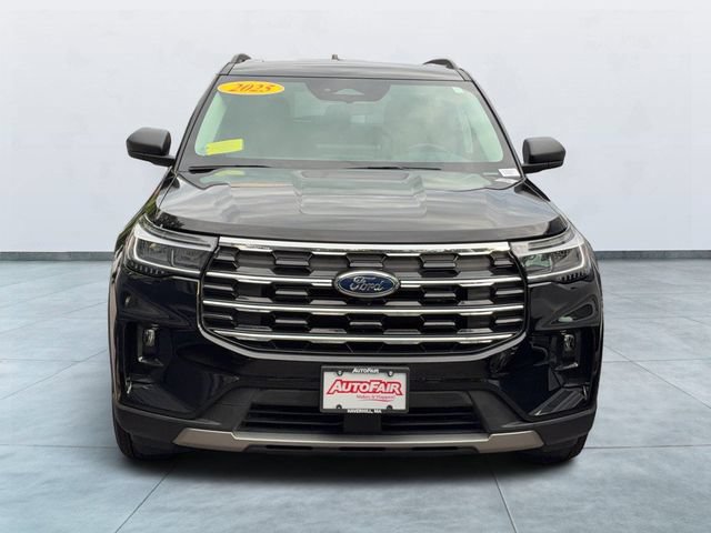 Certified 2025 Ford Explorer Active w/ Active Comfort Package AWD/4WD image 47