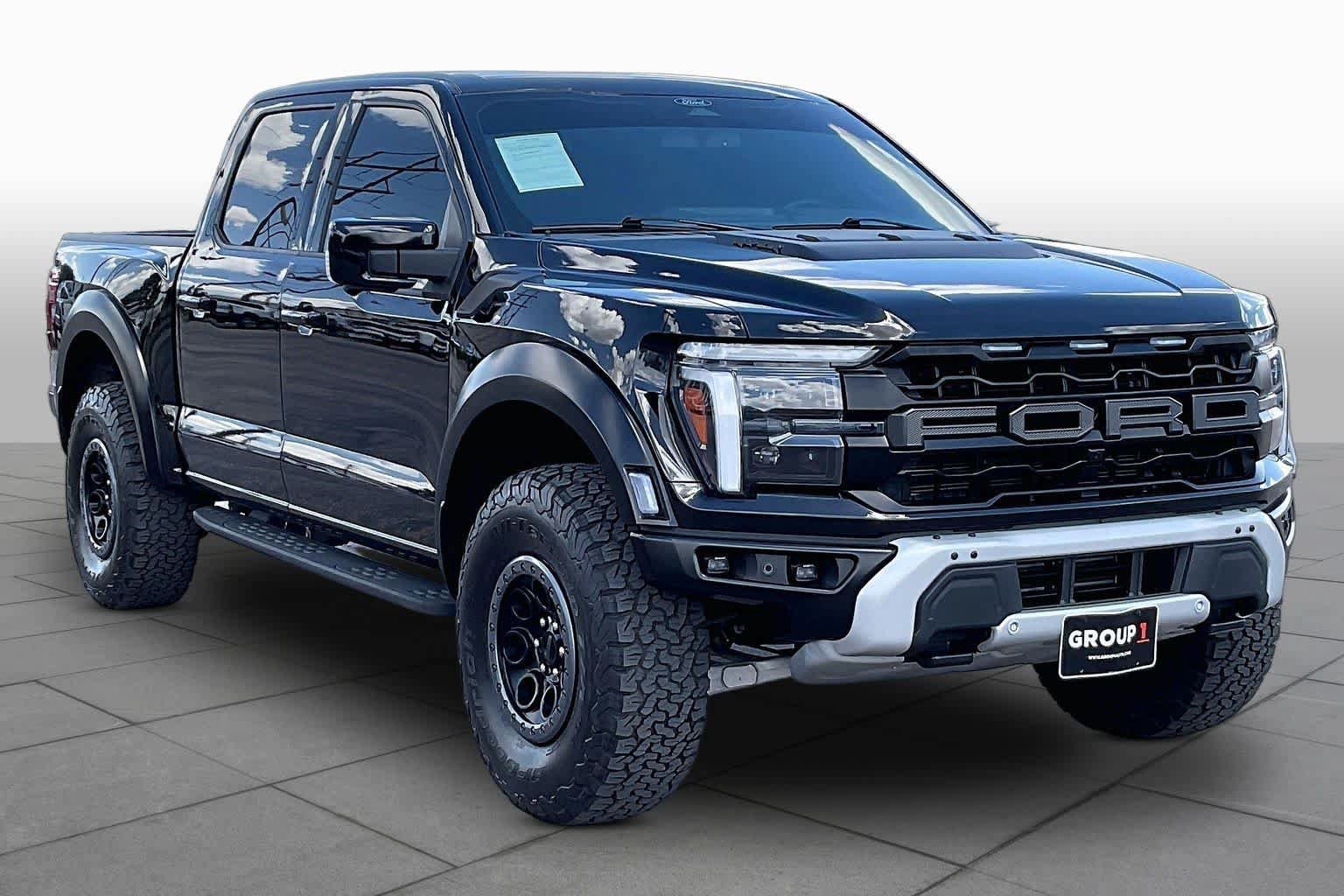 Certified 2025 Ford F150 Raptor AWD/4WD image 3