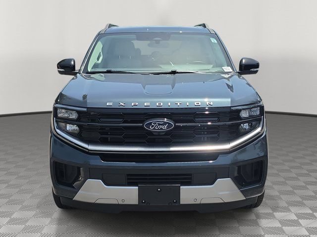 Certified 2025 Ford Expedition Max Platinum w/ Driver's Package AWD/4WD image 2