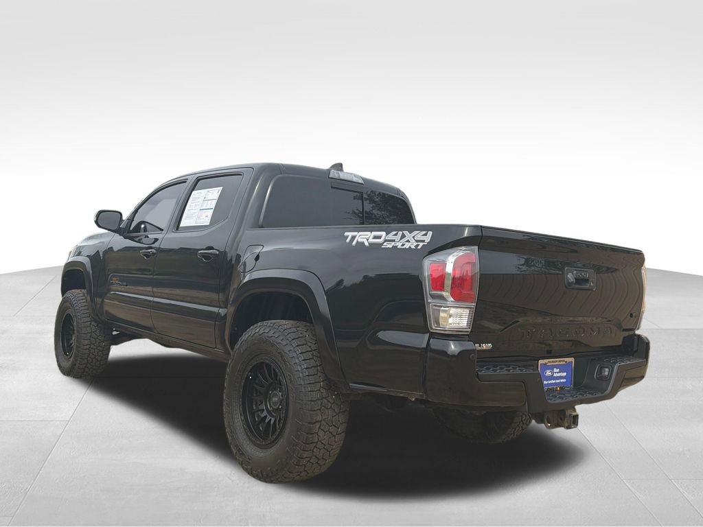 Used 2022 Toyota Tacoma TRD Sport w/ Technology Package AWD/4WD image 5