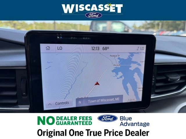 Certified 2022 Ford Explorer XLT w/ Equipment Group 202A image 16