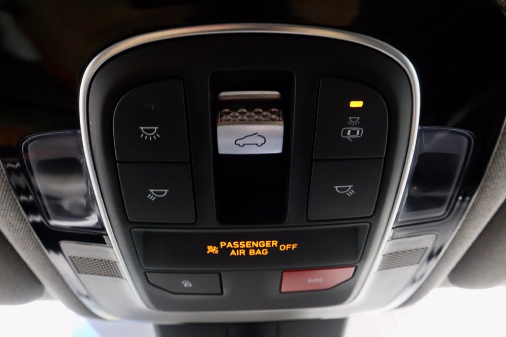 Used 2023 Hyundai Santa Fe Limited AWD/4WD image 32