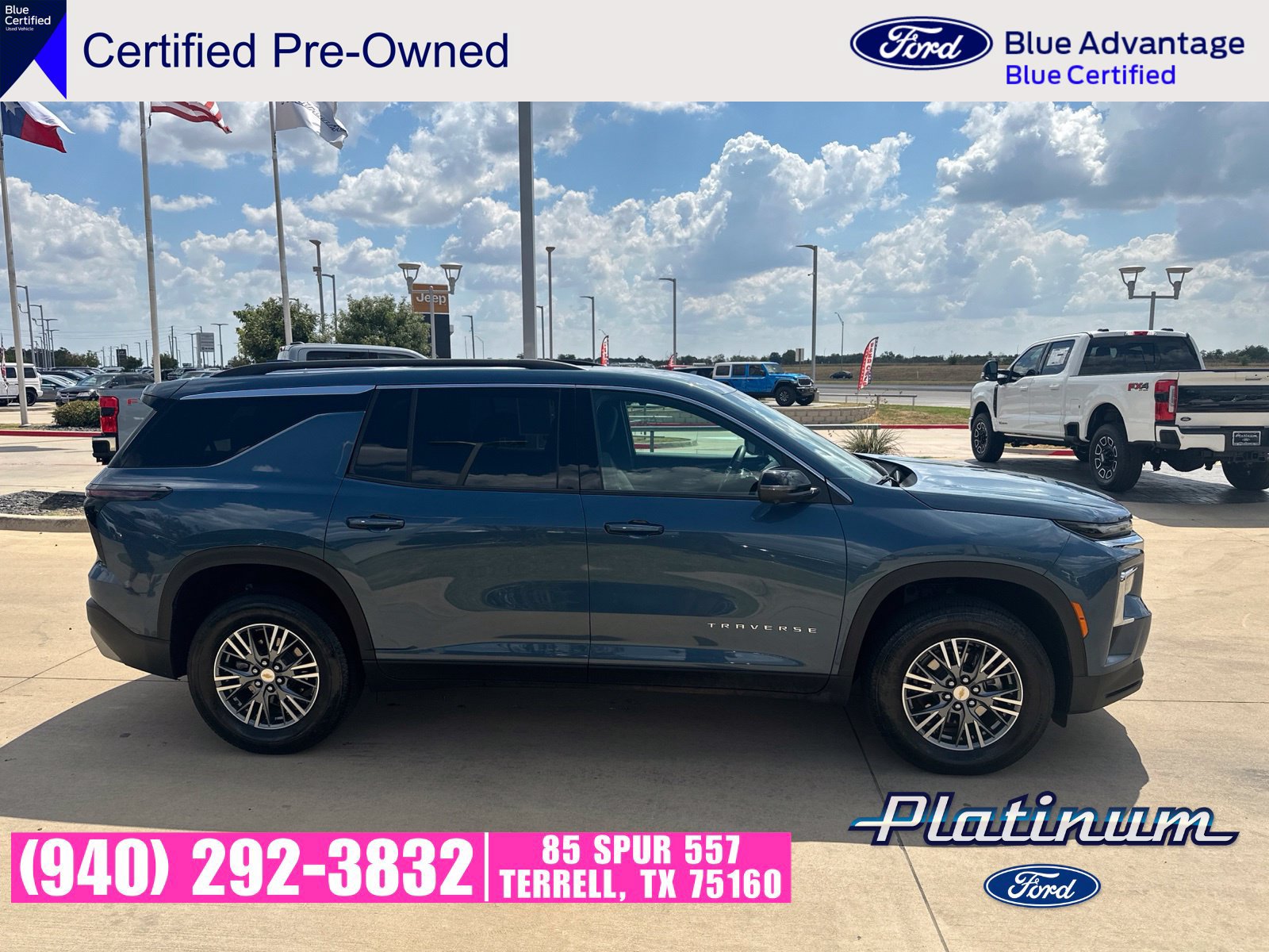 Used 2025 Chevrolet Traverse LT w/ Driver Confidence Package FWD image 7