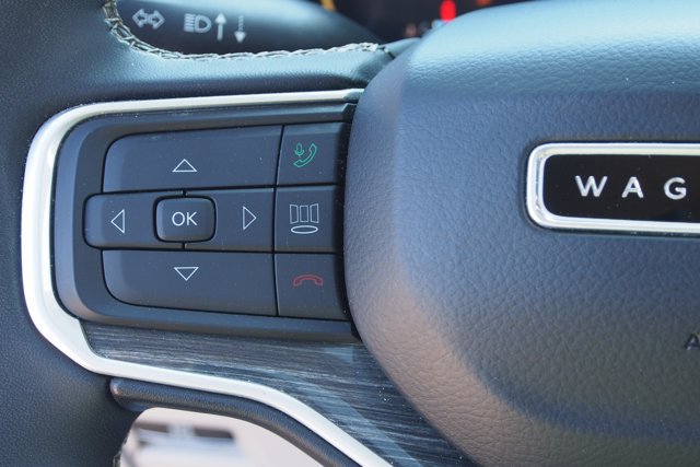 Used 2022 Jeep Wagoneer Series II w/ Premium Group I AWD/4WD image 29