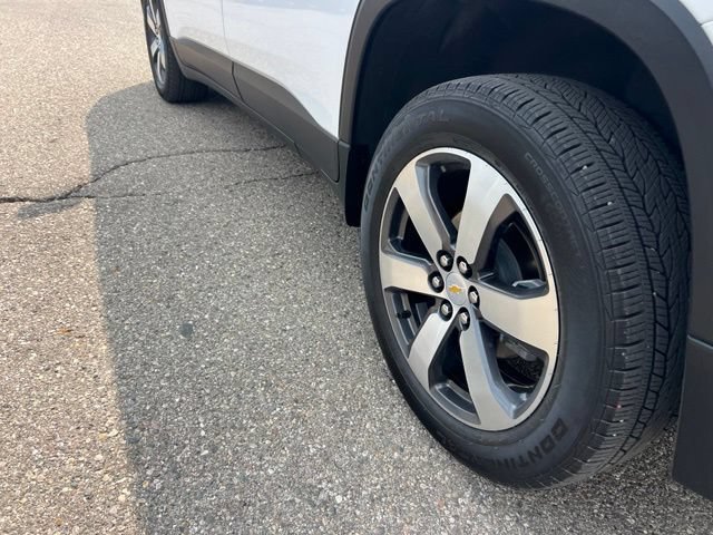 Used 2023 Chevrolet Traverse LT w/ LT Premium Package AWD/4WD image 27