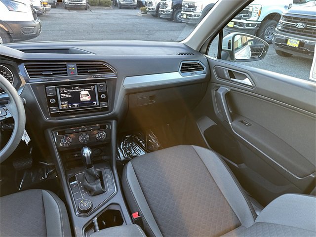 Used 2020 Volkswagen Tiguan S w/ 3rd Row Seat Package image 18