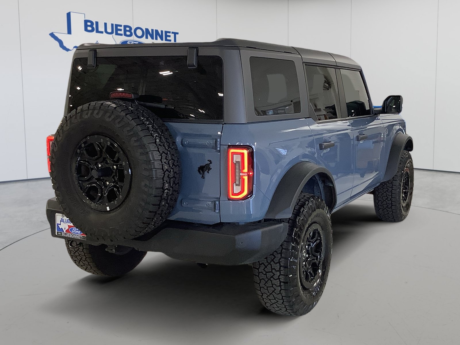 Certified 2023 Ford Bronco Wildtrak AWD/4WD image 5