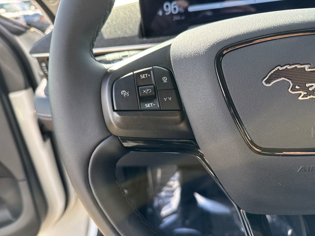 Certified 2025 Ford Mustang Mach-E Premium image 15