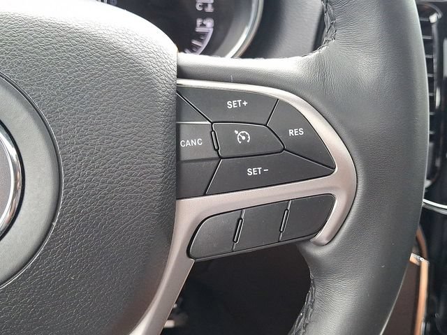 Used 2019 Jeep Grand Cherokee Limited AWD/4WD image 24