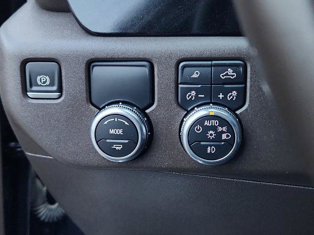 Used 2024 GMC Sierra 1500 SLT RWD image 18