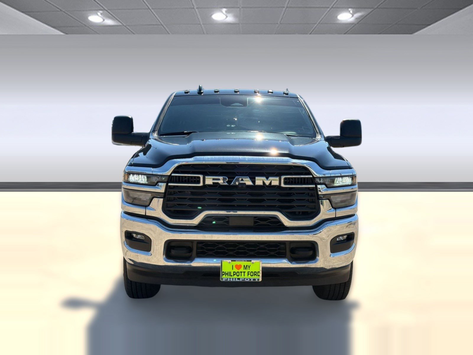 Used 2025 RAM 2500 Tradesman w/ Chrome Appearance Group AWD/4WD image 6