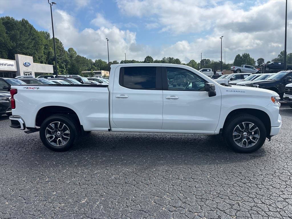 Used 2025 Chevrolet Silverado 1500 RST AWD/4WD image 9