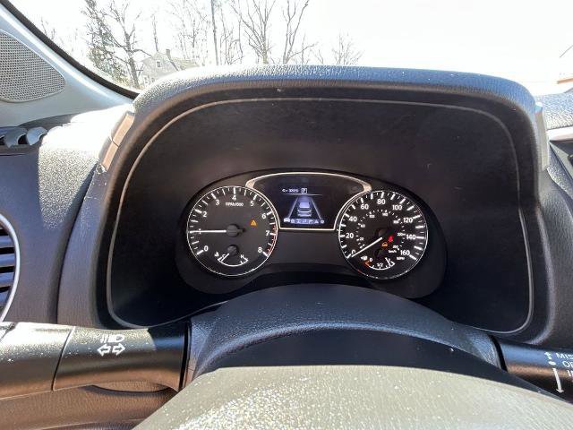 Used 2017 Nissan Pathfinder SL w/ SL Tech Package image 15