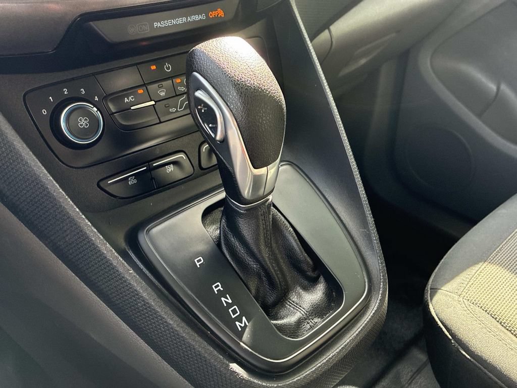 Certified 2022 Ford Transit Connect XL FWD image 29