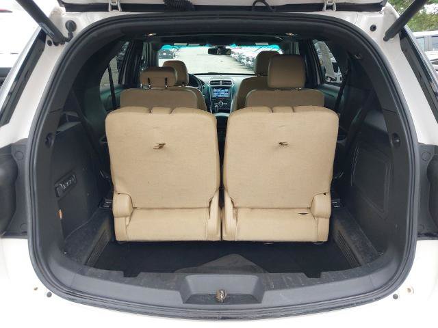 Certified 2017 Ford Explorer Limited w/ Equipment Group 301A FWD image 27