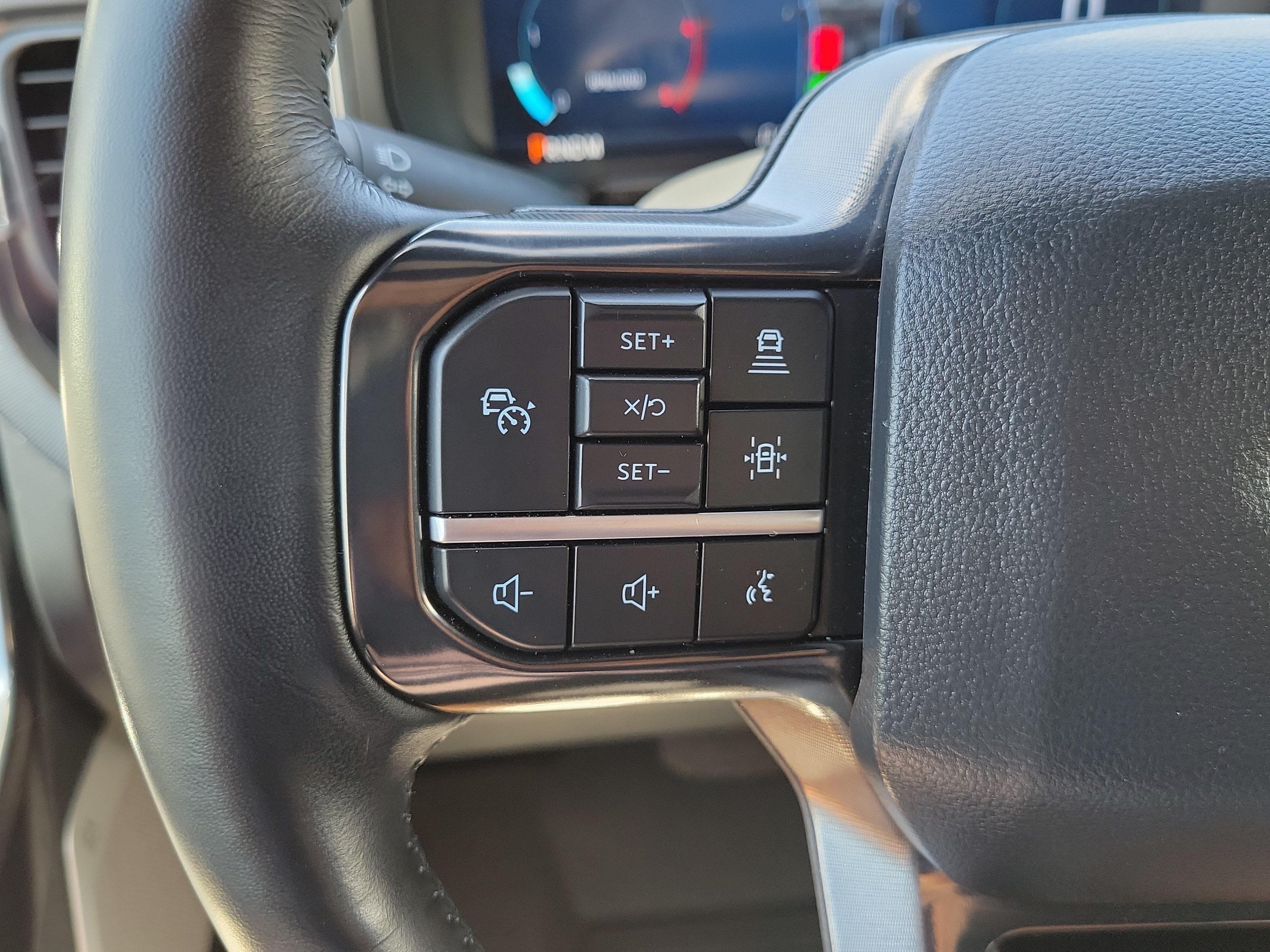 Certified 2025 Ford F250 Platinum AWD/4WD image 24
