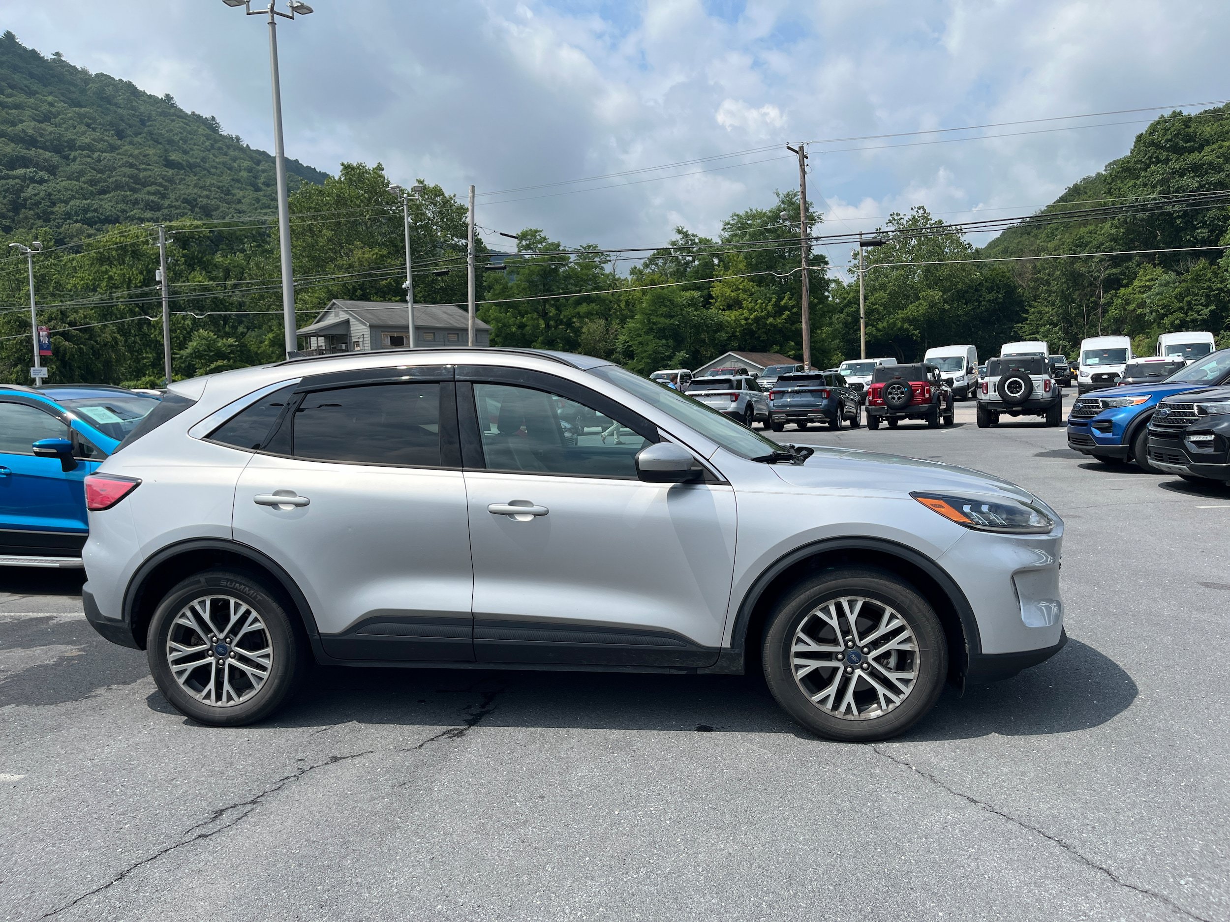 Certified 2020 Ford Escape SEL AWD/4WD image 5