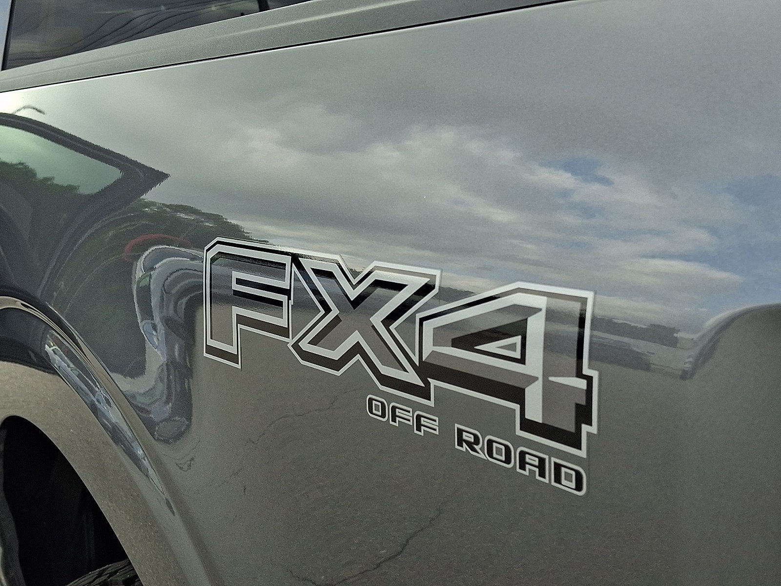 Certified 2025 Ford F150 XLT w/ Equipment Group 302A MID AWD/4WD image 30