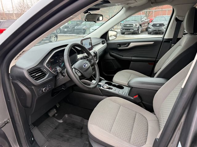 Certified 2022 Ford Escape SE w/ Convenience Package image 13