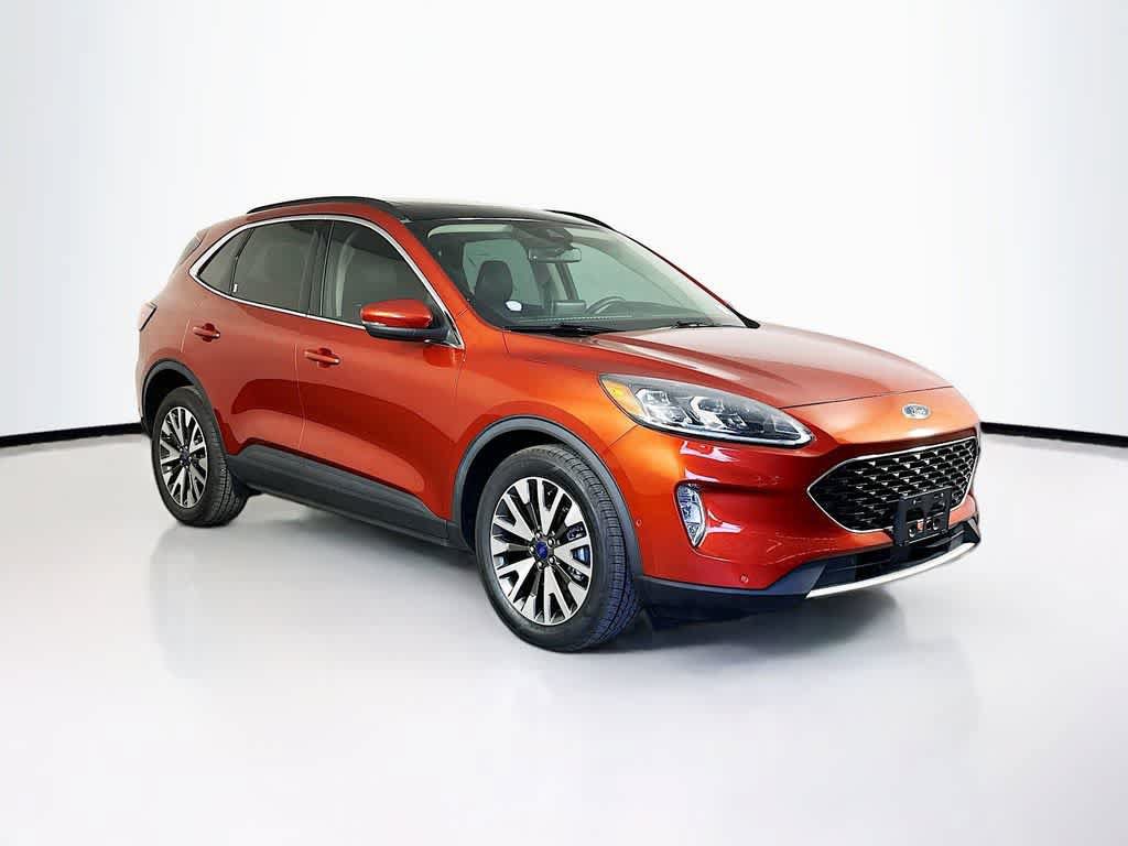 Certified 2020 Ford Escape Titanium AWD/4WD image 23