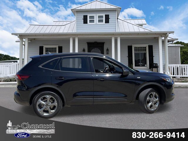 Certified 2025 Ford Escape ST-Line AWD/4WD image 5