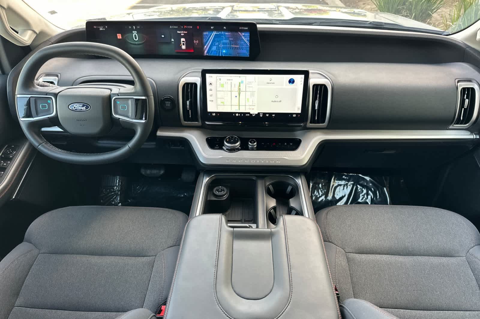 Certified 2025 Ford Expedition Max Active RWD image 3