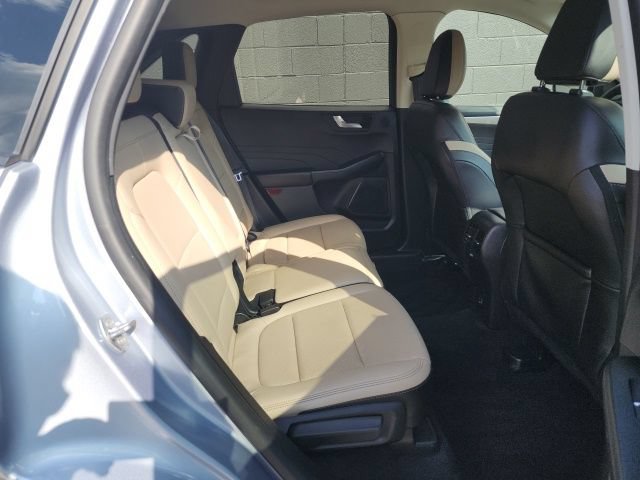 Certified 2022 Ford Escape SEL w/ Technology Package AWD/4WD image 12