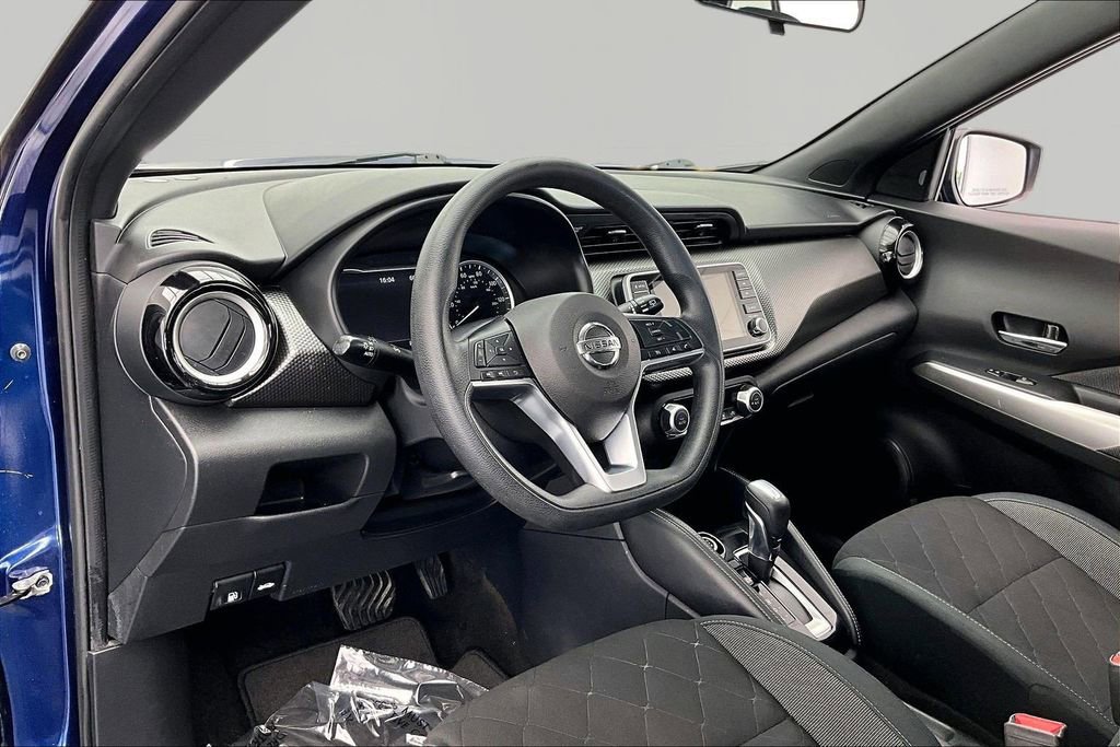 Used 2020 Nissan Kicks SV FWD image 14