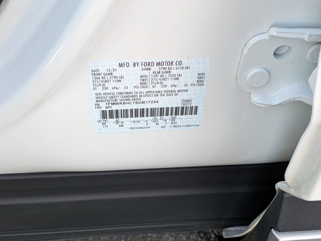 Certified 2025 Ford Explorer Platinum w/ Ultimate Package image 39