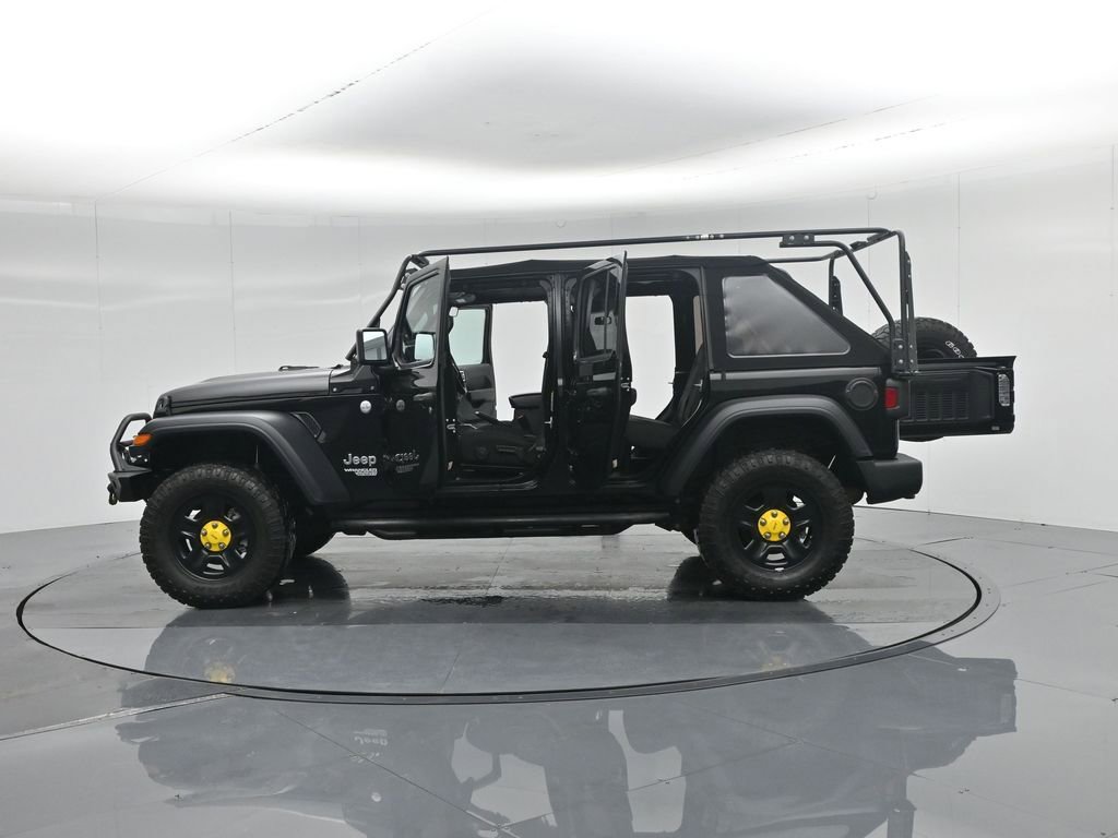 Used 2018 Jeep Wrangler Unlimited Sport image 42