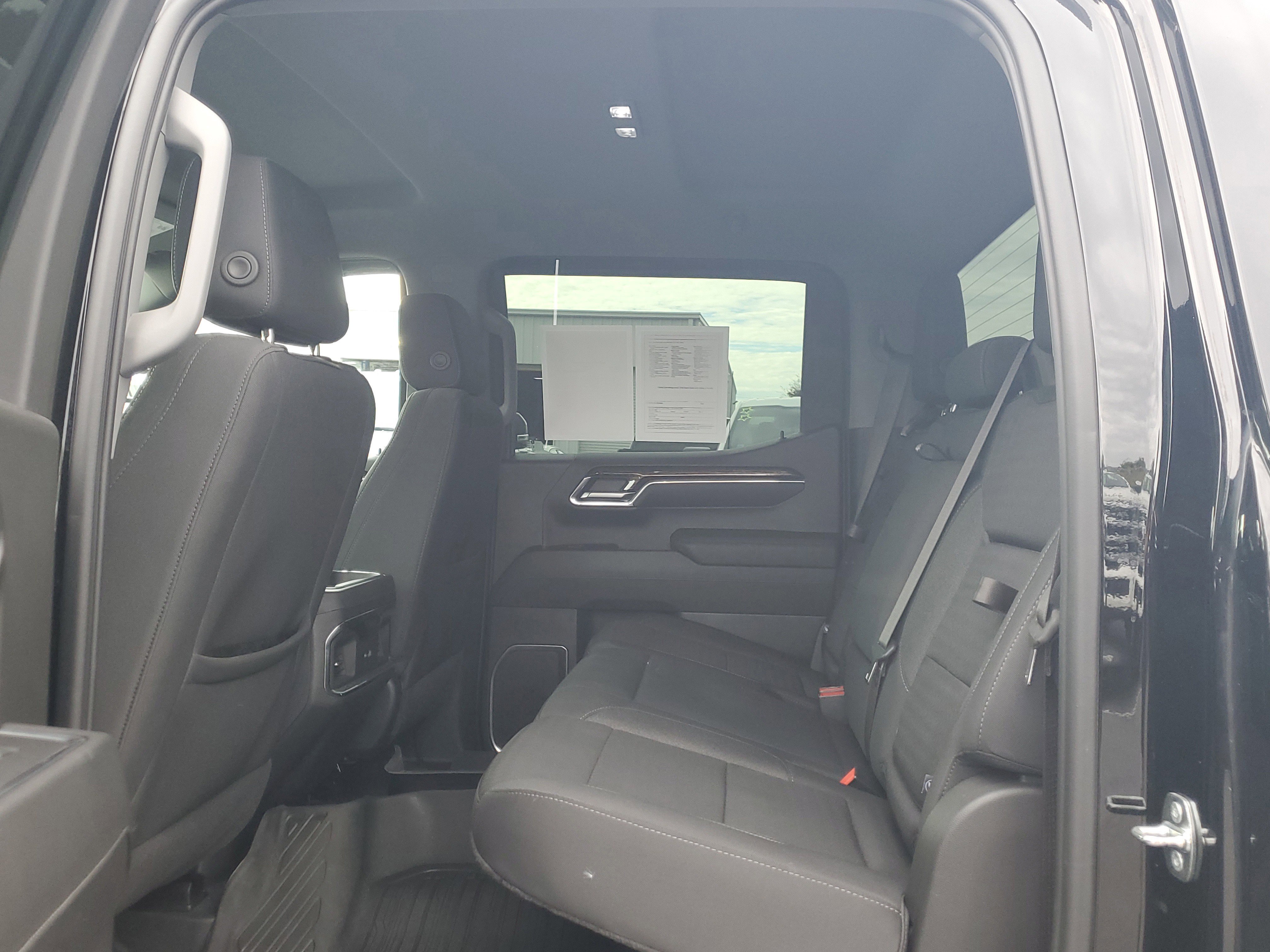 Used 2023 GMC Sierra 1500 Elevation image 13