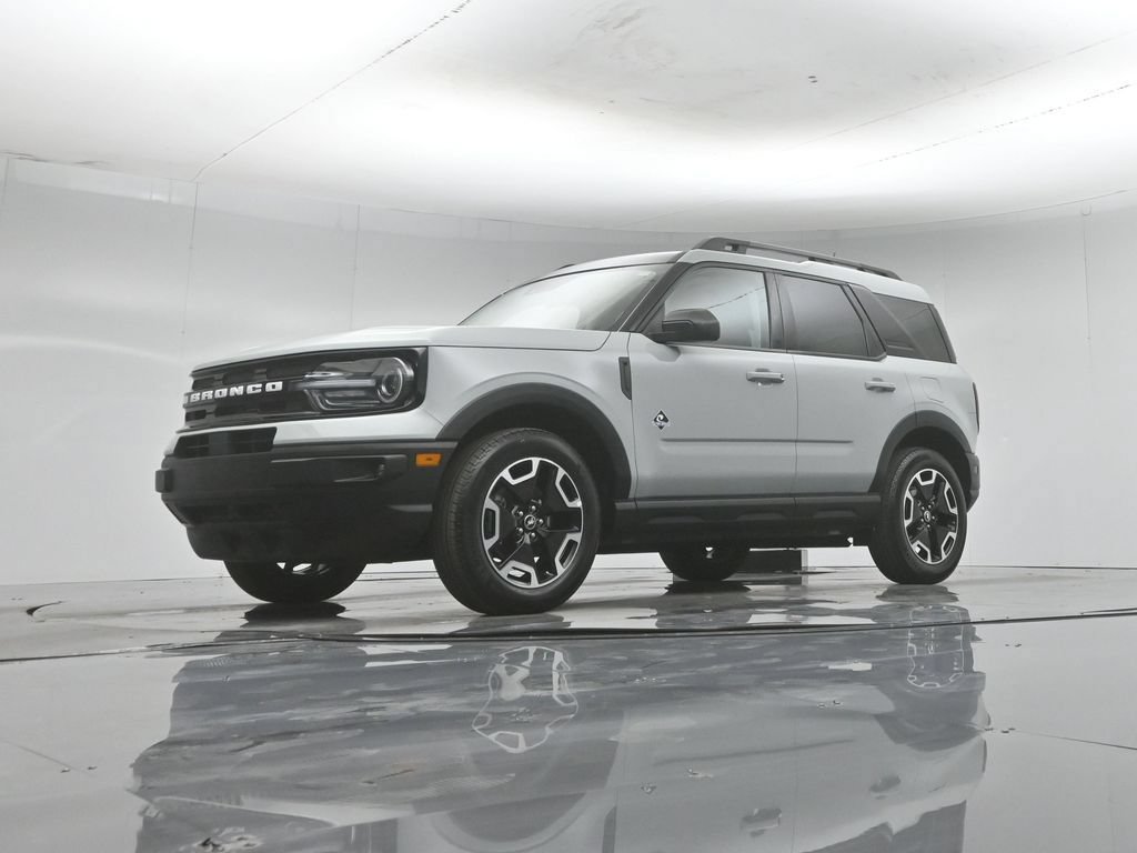 Certified 2023 Ford Bronco Sport Outer Banks w/ Tech Package AWD/4WD image 48