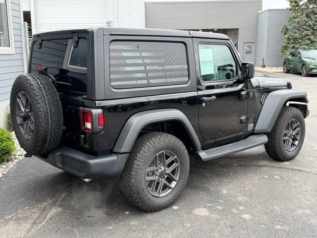 Used 2025 Jeep Wrangler Sport AWD/4WD image 3