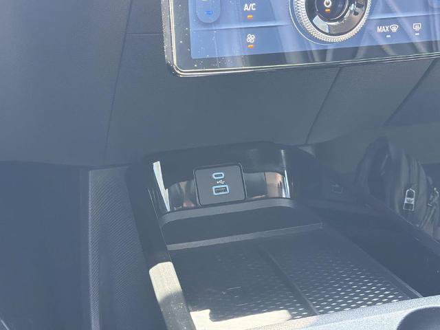 Certified 2022 Ford Mustang Mach-E Select RWD image 16