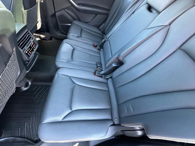 Used 2021 Audi Q7 3.0T Prestige image 18